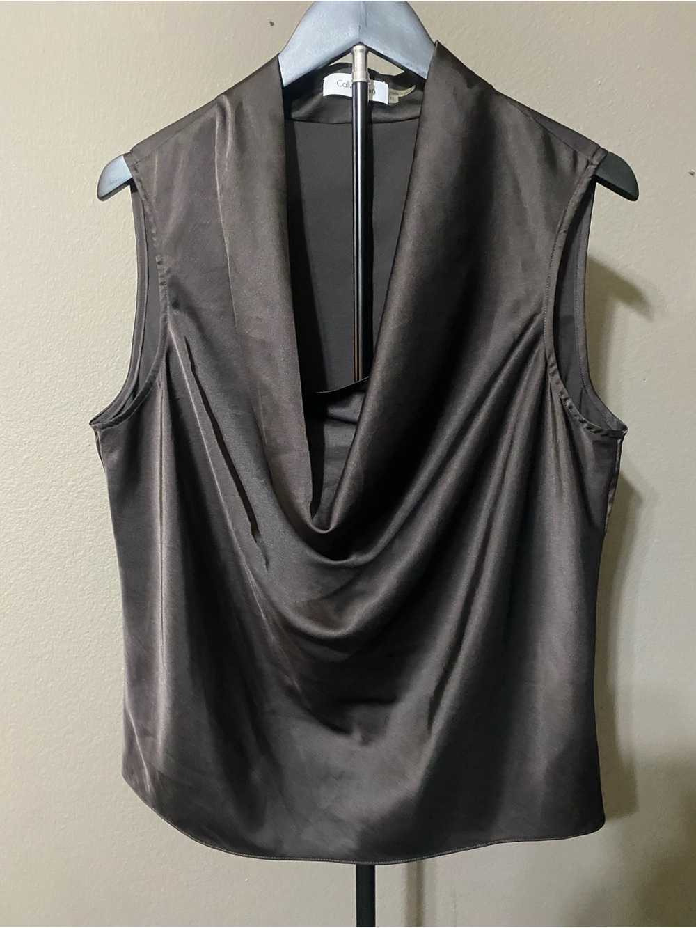 Calvin Klein Brown Satin Cowl Neck Sleeveless Blouse Women’s XL Business Casual